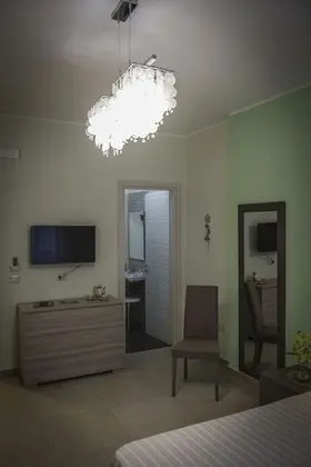 Üç Kişilik Oda, Birden Çok Yatak