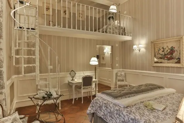 Junior Süit (Piscina)