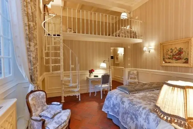 Junior Süit (Piscina)