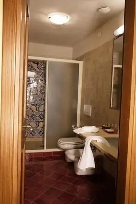 Classic Tek Kişilik Oda, 1 Büyük (Queen) Boy Yatak, Özel Banyo, Bahçe Manzaralı