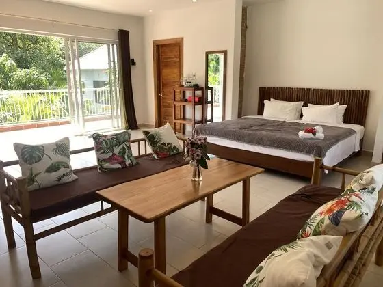 Premium Süit, 1 Yatak Odası, Havuz Manzaralı