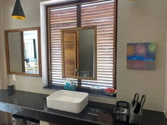 Premium Süit, 1 Yatak Odası, Havuz Manzaralı