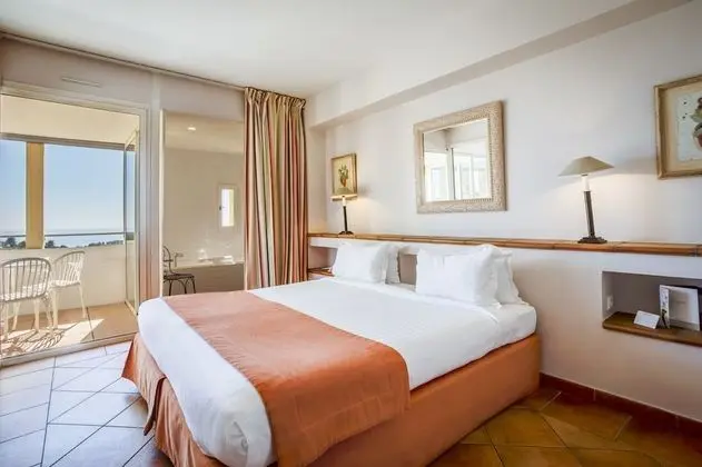 Classic Apart Daire, 1 Büyük (Queen) Boy Yatak ve Çekyat