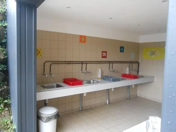 Büyük Yataklı Tek Kişilik Oda
