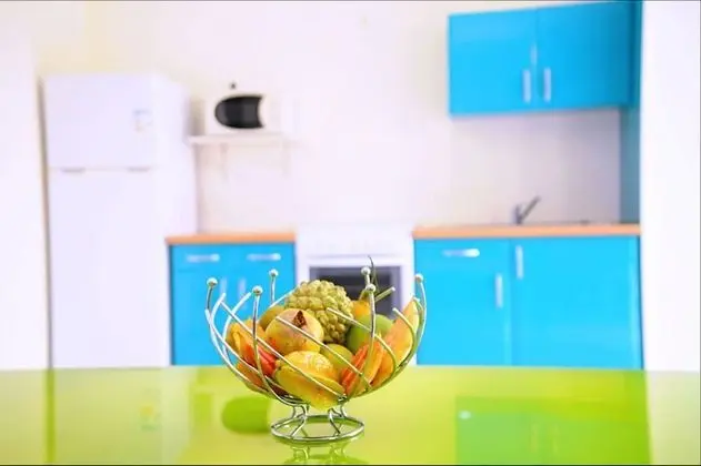 Apart Daire, 2 Yatak Odası, Küçük Mutfak
