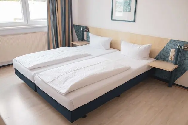 Standard Tek Büyük veya İki Ayrı Yataklı Oda