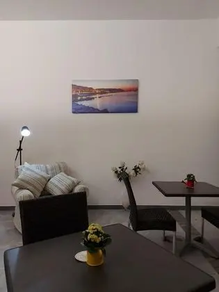 Classic Süit, Teras