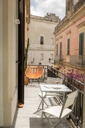 Deluxe Tek Büyük Yataklı Oda, 1 Büyük (Queen) Boy Yatak, Banyolu/Duşlu (Porta San Biagio)