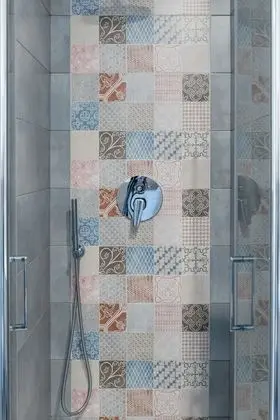 Design Tek Büyük Yataklı Oda, Birden Çok Yatak, Banyolu/Duşlu, Şehir Manzaralı (Porta Rudiae)