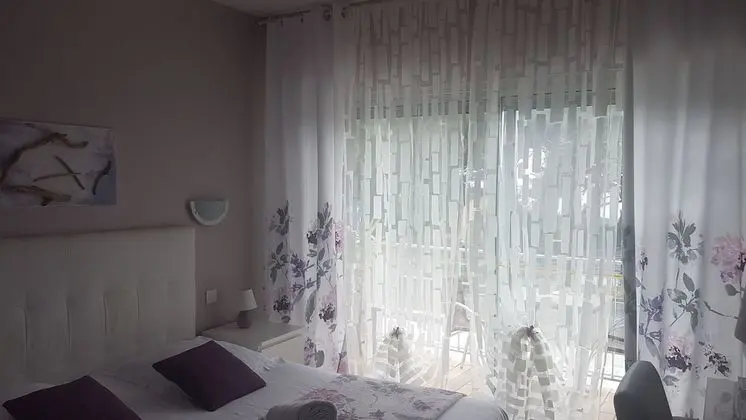Tek Büyük Yataklı Oda, Balkon, Deniz Manzaralı