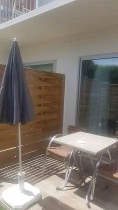 Tek Büyük Yataklı Oda, Teras, Bahçe Manzaralı