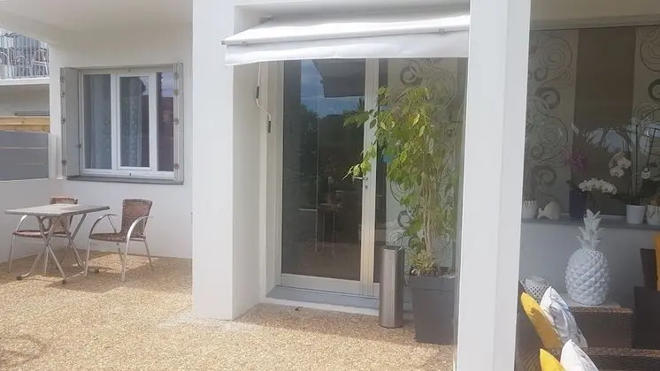 Tek Büyük Yataklı Oda, Teras, Bahçe Manzaralı