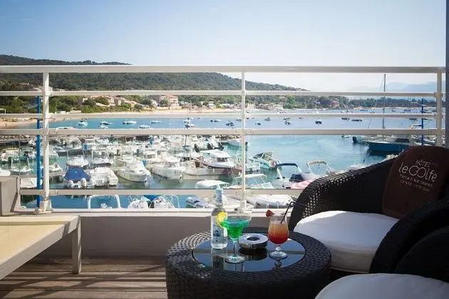 Luxury Tek Büyük Yataklı Oda, Balkon, Deniz Manzaralı