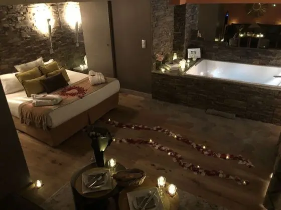 Deluxe Tek Büyük Yataklı Oda, 1 En Büyük (King) Boy Yatak (Caborne)