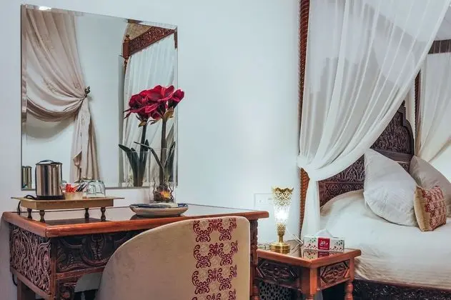 Honeymoon Süit, Birden Çok Yatak, Sigara İçilmez, Avlu Manzaralı