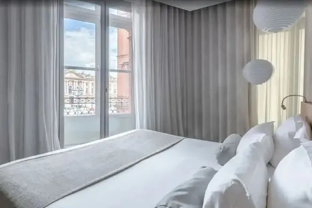 Süit (Capitole)