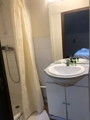 Üç Kişilik Oda