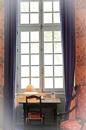 Traditional Tek Büyük veya İki Ayrı Yataklı Oda