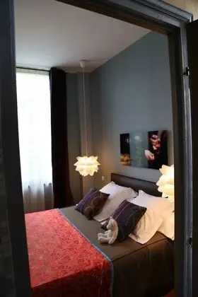 Comfort Tek Büyük Yataklı Oda