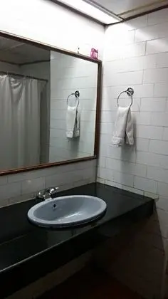 Deluxe Tek Büyük Yataklı Oda, 1 En Büyük (King) Boy Yatak, Sigara İçilebilir, Bahçe Manzaralı