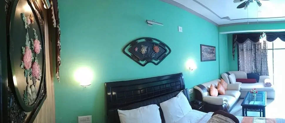 Luxury Tek Büyük Yataklı Oda, 1 En Büyük (King) Boy Yatak, Nehir Manzaralı