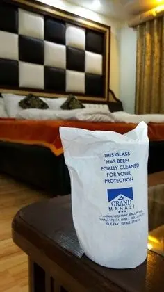 Luxury Tek Büyük Yataklı Oda, 1 En Büyük (King) Boy Yatak, Nehir Manzaralı