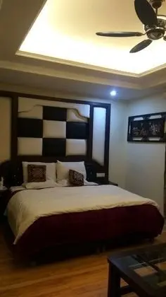 Luxury Tek Büyük Yataklı Oda, 1 En Büyük (King) Boy Yatak, Nehir Manzaralı