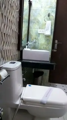 Luxury Tek Büyük Yataklı Oda, 1 En Büyük (King) Boy Yatak, Nehir Manzaralı