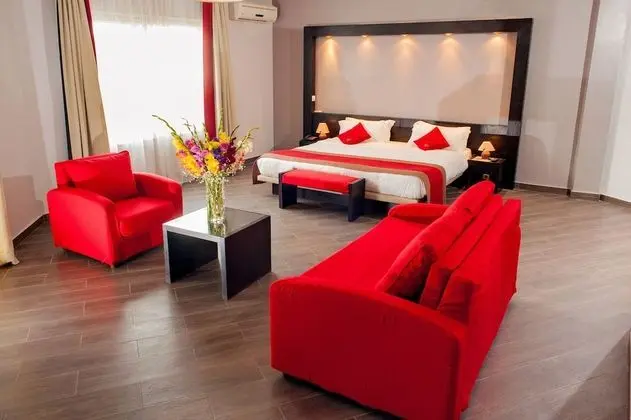 Deluxe Tek Büyük Yataklı Oda