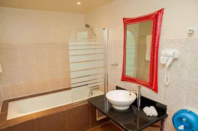 Deluxe Tek Büyük Yataklı Oda, Balkon