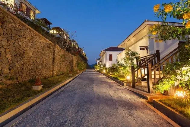 Villa, Nehir Manzaralı