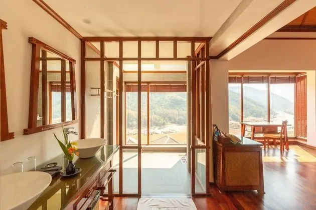 Signature Villa