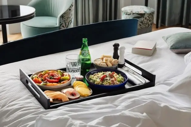 Deluxe Tek Büyük Yataklı Oda, 1 Çift Kişilik Yatak ve Çekyat, Balkon, Deniz Manzaralı (étage élevé)
