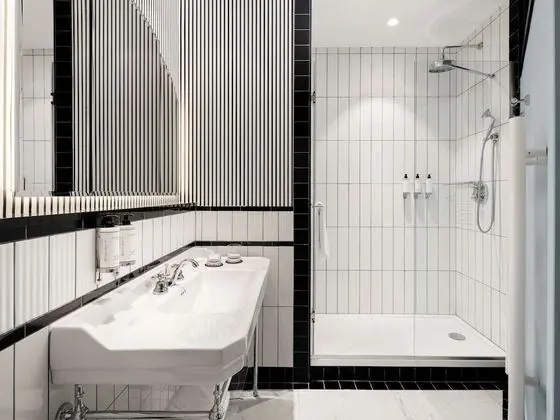 Deluxe Tek Büyük Yataklı Oda, 1 Çift Kişilik Yatak ve Çekyat, Balkon, Deniz Manzaralı (étage élevé)
