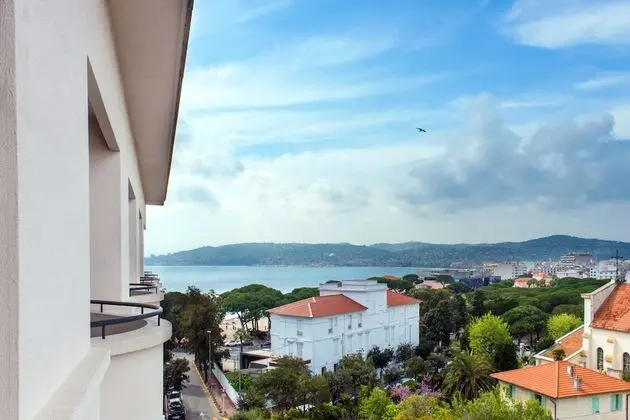 Deluxe Tek Büyük Yataklı Oda, 1 Çift Kişilik Yatak ve Çekyat, Balkon, Deniz Manzaralı (étage élevé)