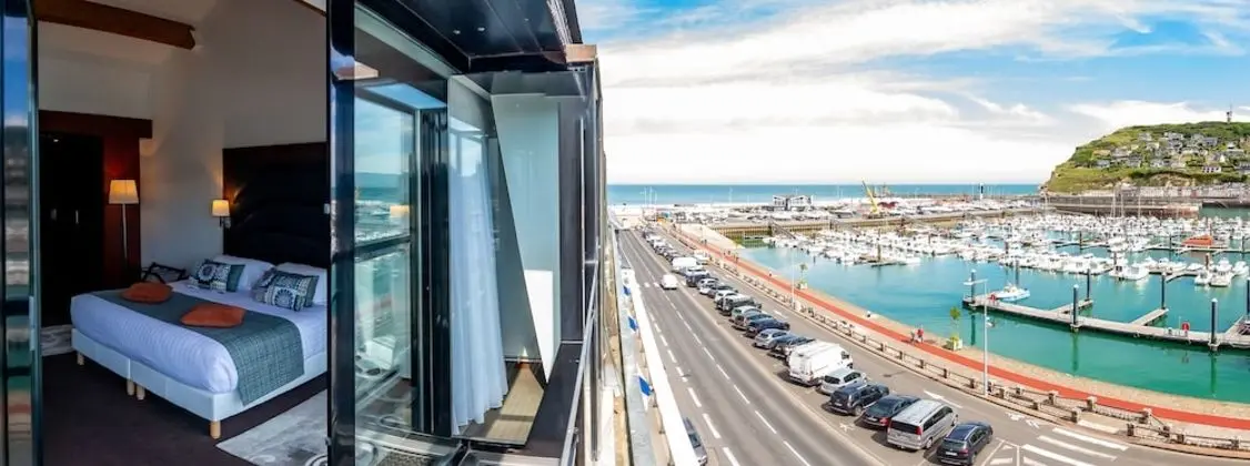 Junior Süit, 1 En Büyük (King) Boy Yatak, Deniz Manzaralı