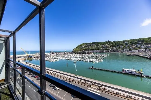 Junior Süit, 1 En Büyük (King) Boy Yatak, Deniz Manzaralı