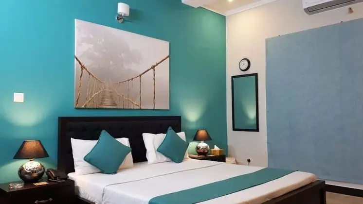 Tek Büyük Yataklı Oda