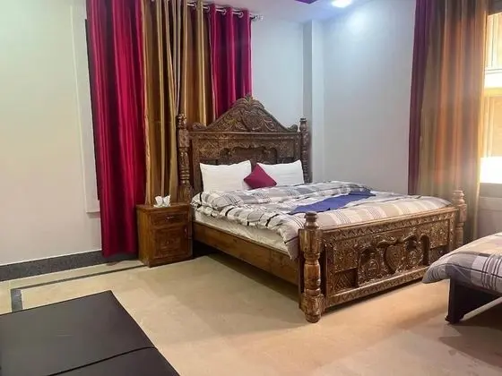 Deluxe Tek Büyük Yataklı Oda