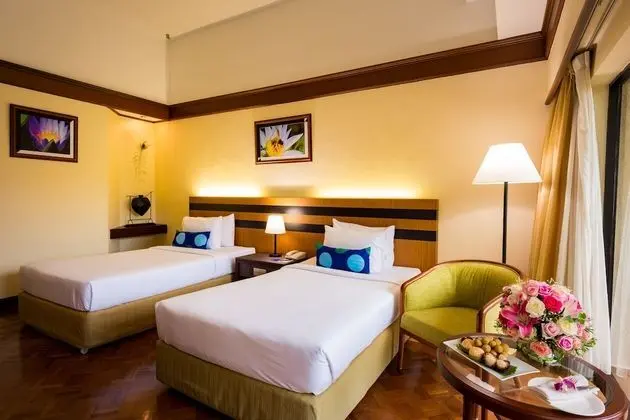 Premier İki Ayrı Yataklı Oda (Deluxe - Newly Renovated)