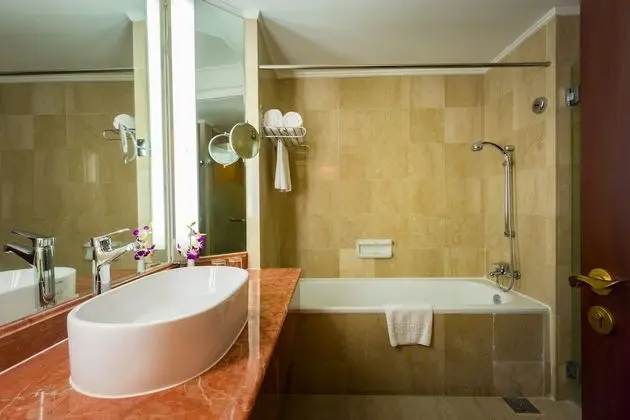 Premier İki Ayrı Yataklı Oda (Deluxe - Newly Renovated)