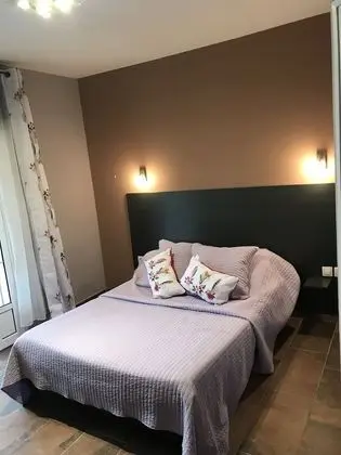 Tek Büyük Yataklı Oda, 1 Çift Kişilik Yatak, Sigara İçilmez