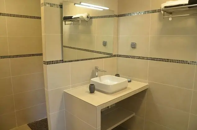 Tek Büyük Yataklı Oda, 1 Çift Kişilik Yatak, Sigara İçilmez