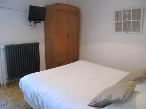 Classic Tek Büyük Yataklı Oda, Banyolu/Duşlu (2)