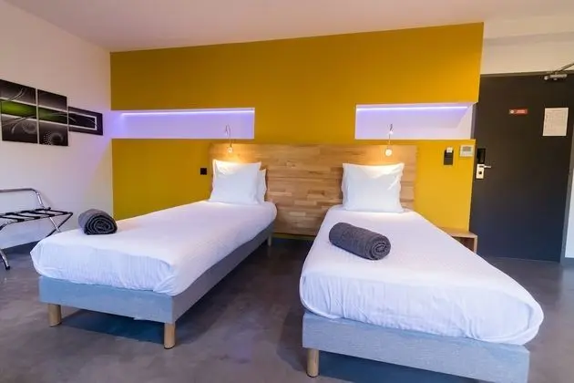 Standard Tek Büyük veya İki Ayrı Yataklı Oda