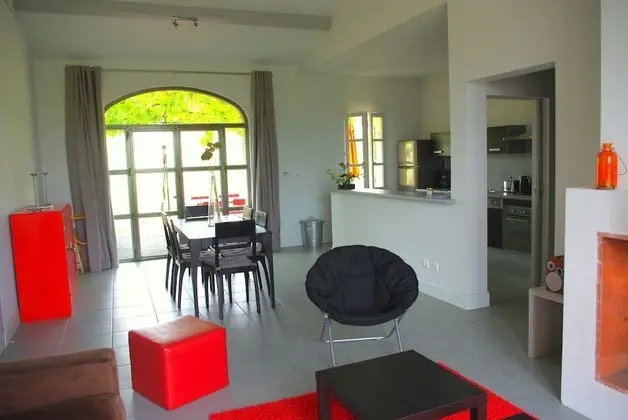 Ev (Maison des Bleuets)