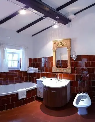 Superior Üç Kişilik Oda, Banyolu/Duşlu (CTS)