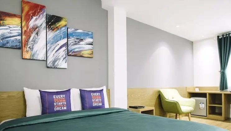 Deluxe Tek Büyük Yataklı Oda