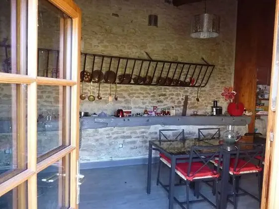 Tek Büyük veya İki Ayrı Yataklı Oda (Les 3 Petits Cochons)