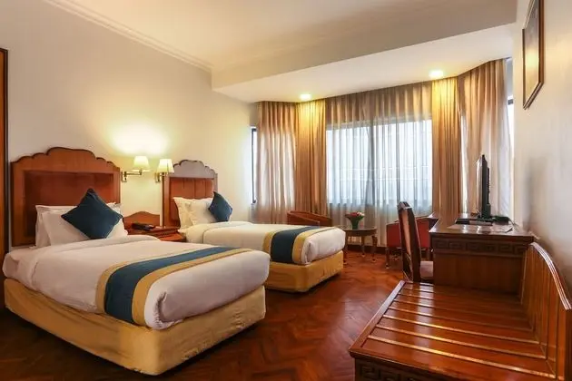Deluxe Oda, Sigara İçilmez